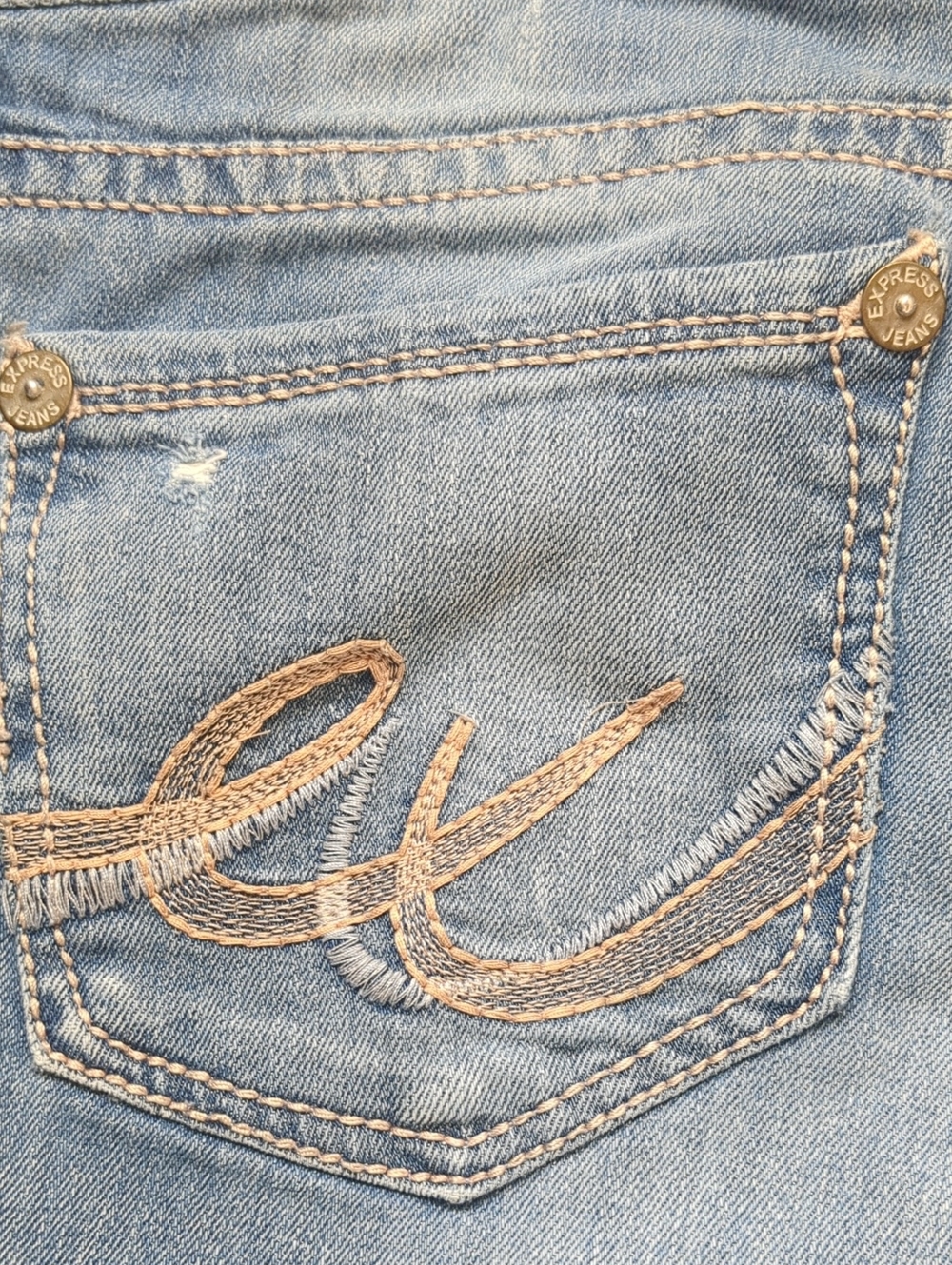 Express Women’s Boot Cut Distressed Light Blue Jeans 0 S Inseam 28"